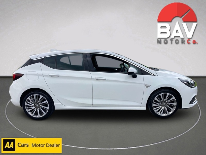 Vauxhall 1.6 CDTi BiTurbo Elite Nav Hatchback 5dr Diesel Manual Euro 6 (s/s) (160 ps)