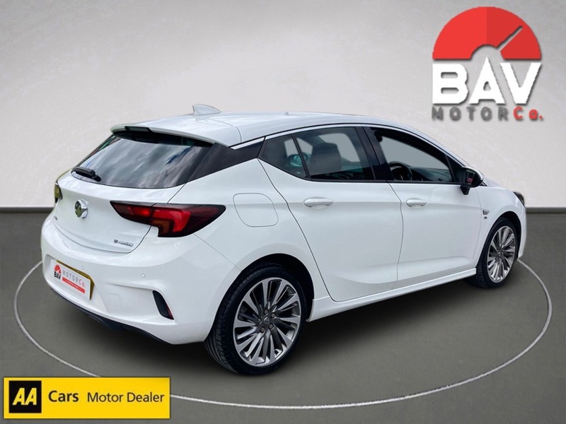 Vauxhall 1.6 CDTi BiTurbo Elite Nav Hatchback 5dr Diesel Manual Euro 6 (s/s) (160 ps)