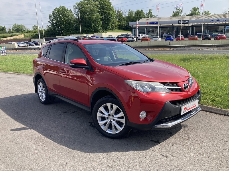 Toyota 2.2 D-CAT Invincible SUV 5dr Diesel Auto 4WD Euro 5 (150 ps)