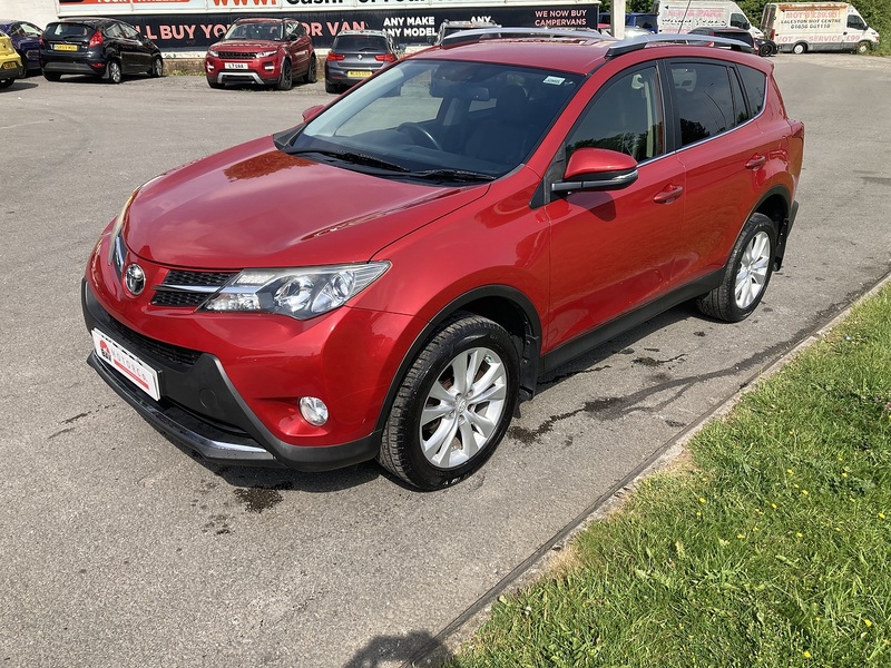 Toyota 2.2 D-CAT Invincible SUV 5dr Diesel Auto 4WD Euro 5 (150 ps)