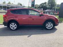 Toyota 2.2 D-CAT Invincible SUV 5dr Diesel Auto 4WD Euro 5 (150 ps)