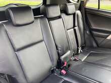 Toyota 2.2 D-CAT Invincible SUV 5dr Diesel Auto 4WD Euro 5 (150 ps)