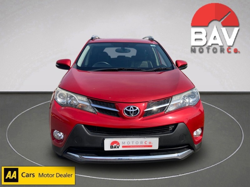 Toyota 2.2 D-CAT Invincible SUV 5dr Diesel Auto 4WD Euro 5 (150 ps)