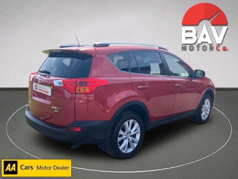Toyota 2.2 D-CAT Invincible SUV 5dr Diesel Auto 4WD Euro 5 (150 ps)