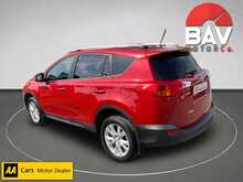 Toyota 2.2 D-CAT Invincible SUV 5dr Diesel Auto 4WD Euro 5 (150 ps)
