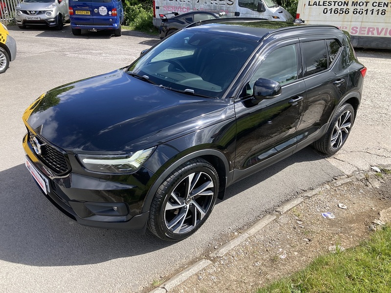 Volvo 2.0 D3 R-Design Pro SUV 5dr Diesel Manual Euro 6 (s/s) (150 ps)
