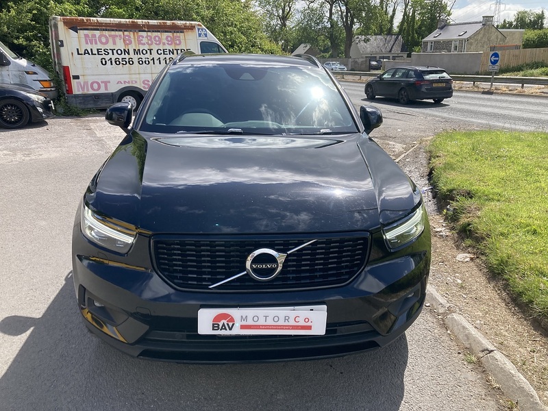 Volvo 2.0 D3 R-Design Pro SUV 5dr Diesel Manual Euro 6 (s/s) (150 ps)