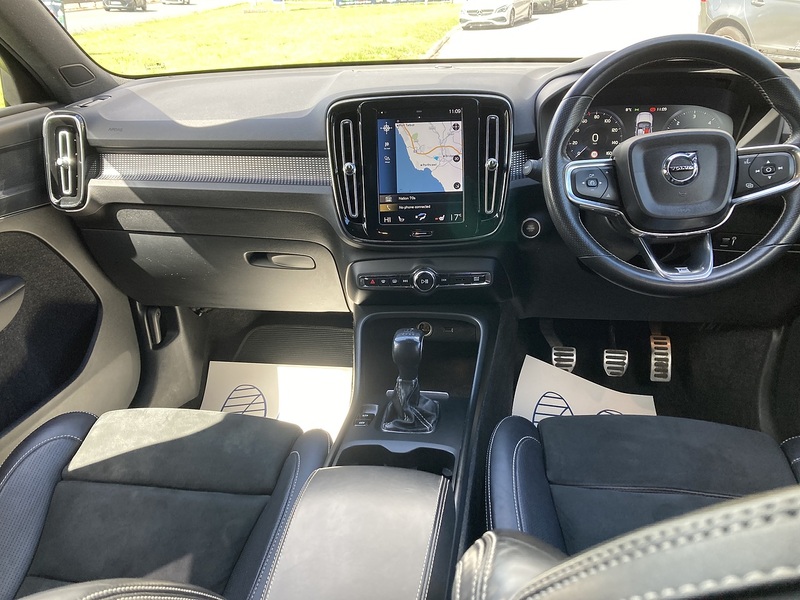Volvo 2.0 D3 R-Design Pro SUV 5dr Diesel Manual Euro 6 (s/s) (150 ps)