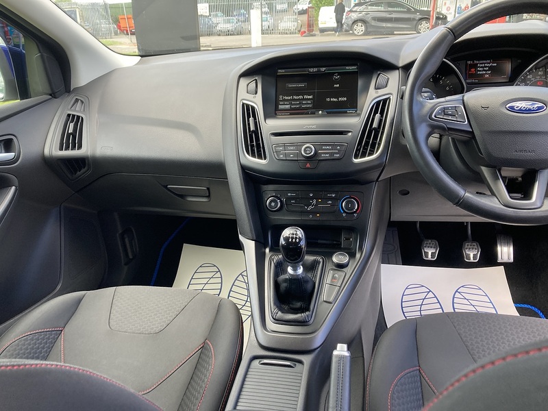 Ford 1.0T EcoBoost Zetec S Hatchback 5dr Petrol Manual Euro 6 (s/s) (125 ps)
