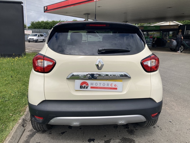 Renault 0.9 TCe ENERGY Signature Nav SUV 5dr Petrol Manual Euro 6 (s/s) (90 ps)
