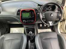 Renault 0.9 TCe ENERGY Signature Nav SUV 5dr Petrol Manual Euro 6 (s/s) (90 ps)
