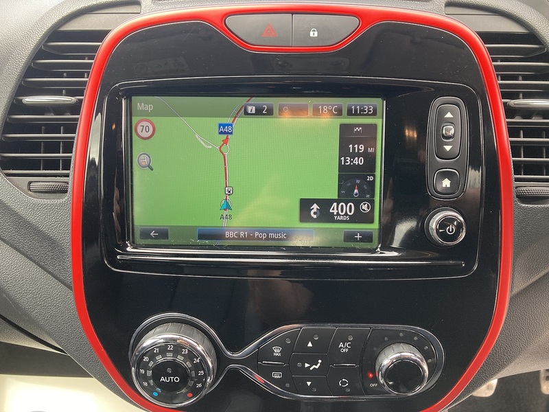 Renault 0.9 TCe ENERGY Signature Nav SUV 5dr Petrol Manual Euro 6 (s/s) (90 ps)