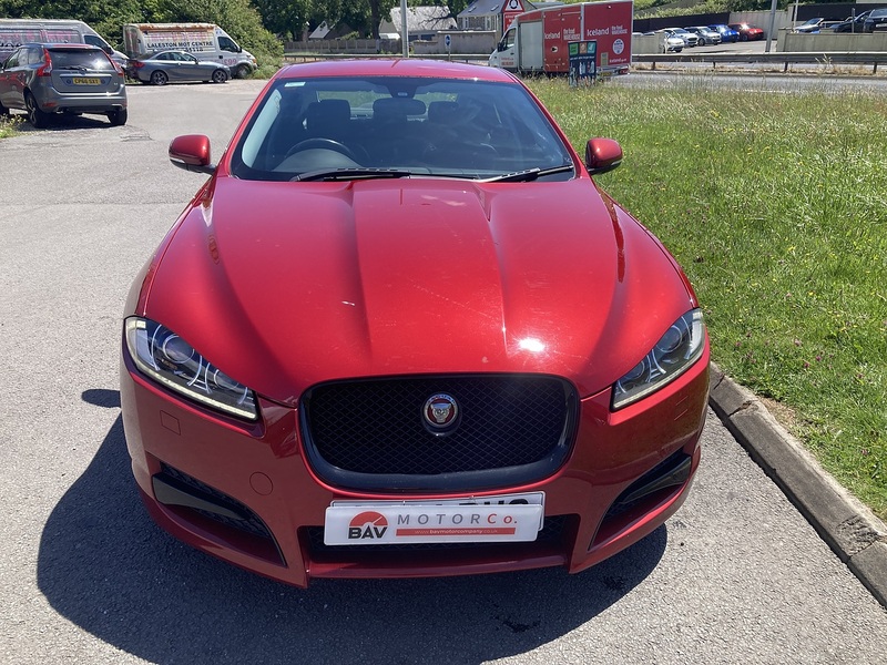 Jaguar 2.2d R-Sport Saloon 4dr Diesel Auto Euro 5 (s/s) (200 ps)