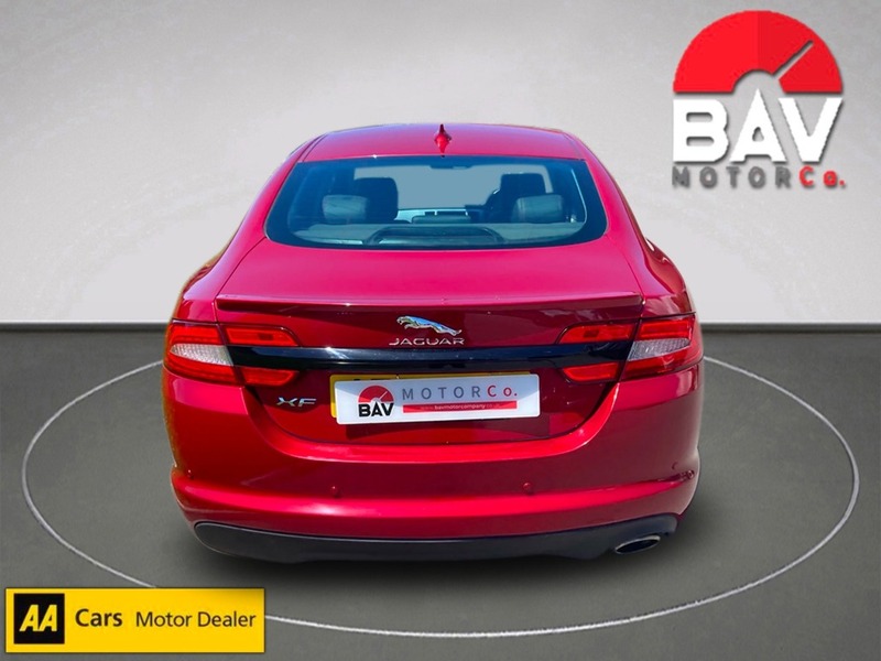Jaguar 2.2d R-Sport Saloon 4dr Diesel Auto Euro 5 (s/s) (200 ps)