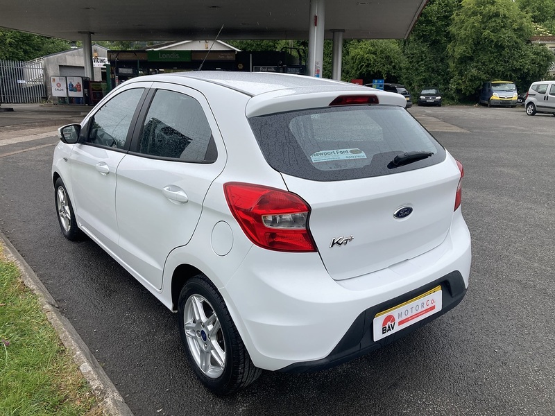 Ford 1.2 Ti-VCT Zetec Hatchback 5dr Petrol Manual Euro 6 (70 ps)