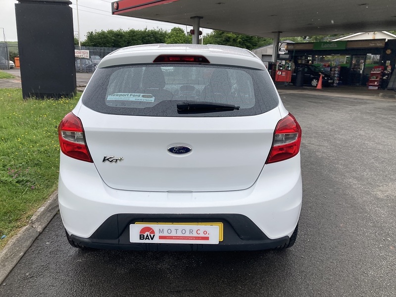 Ford 1.2 Ti-VCT Zetec Hatchback 5dr Petrol Manual Euro 6 (70 ps)