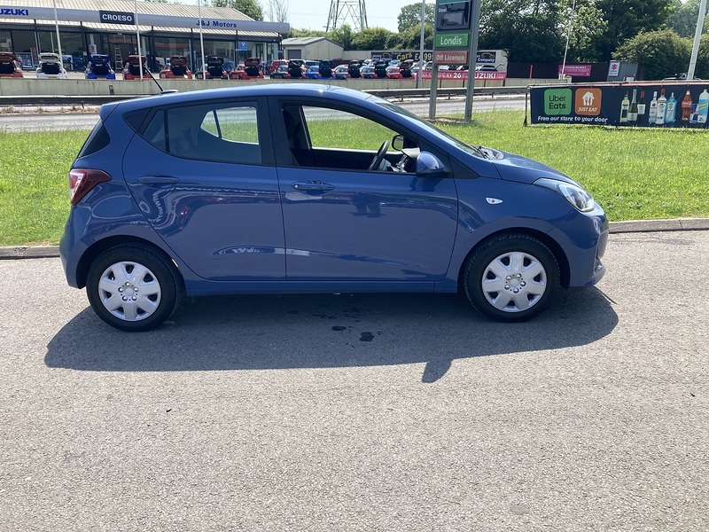 Hyundai 1.0 SE Hatchback 5dr Petrol Manual Euro 6 (66 ps)