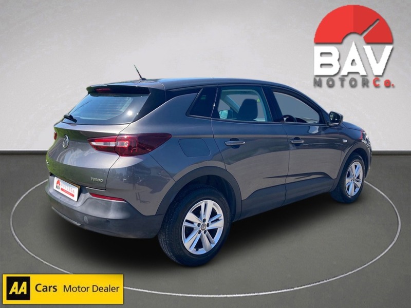 Vauxhall 1.2 Turbo GPF SE SUV 5dr Petrol Manual Euro 6 (s/s) (130 ps)