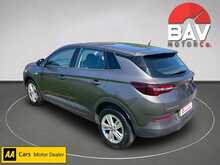 Vauxhall 1.2 Turbo GPF SE SUV 5dr Petrol Manual Euro 6 (s/s) (130 ps)