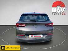 Vauxhall 1.2 Turbo GPF SE SUV 5dr Petrol Manual Euro 6 (s/s) (130 ps)