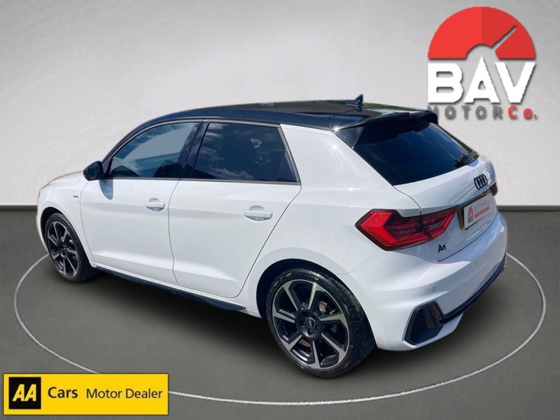 Audi 1.0 TFSI 30 Black Edition Sportback 5dr Petrol Manual Euro 6 (s/s) (110 ps)