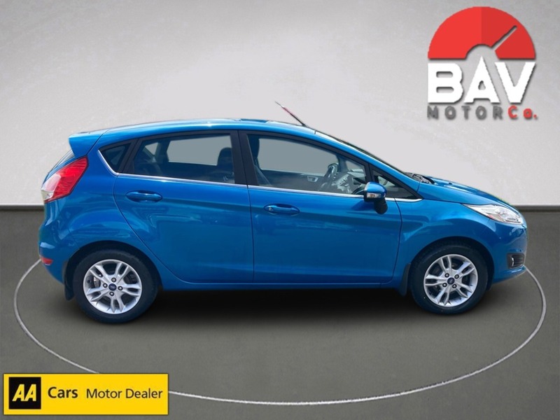 Ford 1.0T EcoBoost Zetec Hatchback 5dr Petrol Manual Euro 6 (s/s) (100 ps)