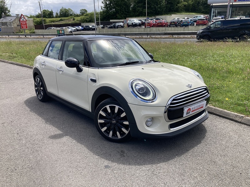 MINI 1.5 Cooper Exclusive Hatchback 5dr Petrol Manual Euro 6 (s/s) (136 ps)