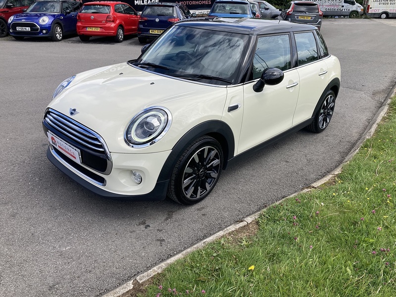 MINI 1.5 Cooper Exclusive Hatchback 5dr Petrol Manual Euro 6 (s/s) (136 ps)
