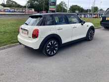MINI 1.5 Cooper Exclusive Hatchback 5dr Petrol Manual Euro 6 (s/s) (136 ps)