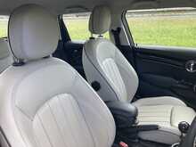 MINI 1.5 Cooper Exclusive Hatchback 5dr Petrol Manual Euro 6 (s/s) (136 ps)