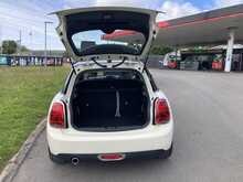 MINI 1.5 Cooper Exclusive Hatchback 5dr Petrol Manual Euro 6 (s/s) (136 ps)