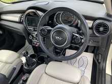 MINI 1.5 Cooper Exclusive Hatchback 5dr Petrol Manual Euro 6 (s/s) (136 ps)