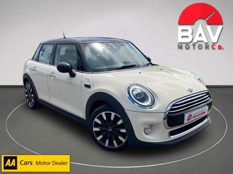 1.5 Cooper Exclusive Hatchback 5dr Petrol Manual Euro 6 (s/s) (136 ps)