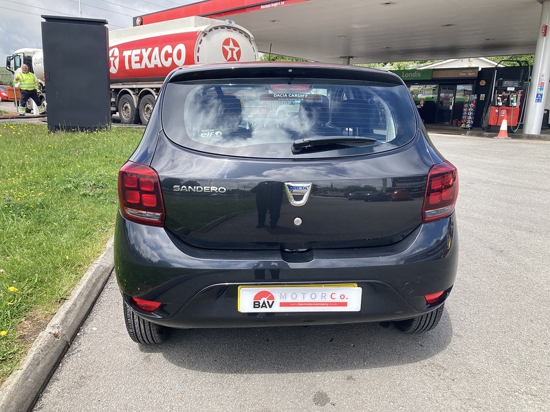 Dacia 1.0 SCe Ambiance Hatchback 5dr Petrol Manual Euro 6 (75 ps)