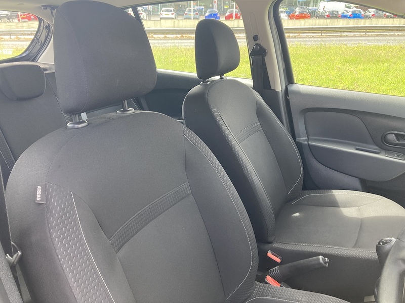 Dacia 1.0 SCe Ambiance Hatchback 5dr Petrol Manual Euro 6 (75 ps)