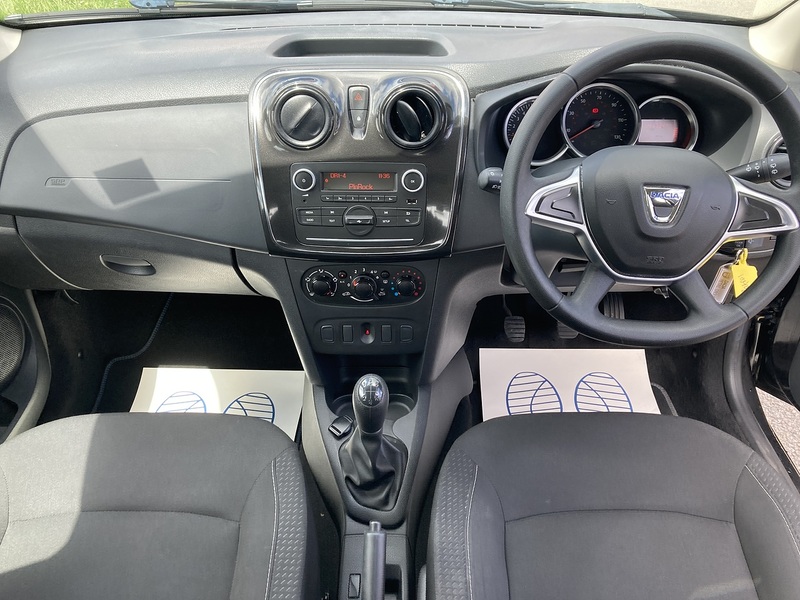 Dacia 1.0 SCe Ambiance Hatchback 5dr Petrol Manual Euro 6 (75 ps)