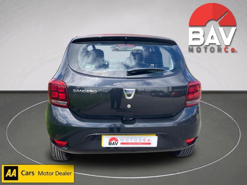 Dacia 1.0 SCe Ambiance Hatchback 5dr Petrol Manual Euro 6 (75 ps)