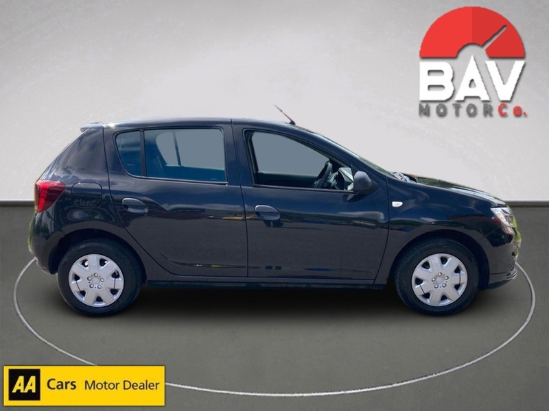 Dacia 1.0 SCe Ambiance Hatchback 5dr Petrol Manual Euro 6 (75 ps)