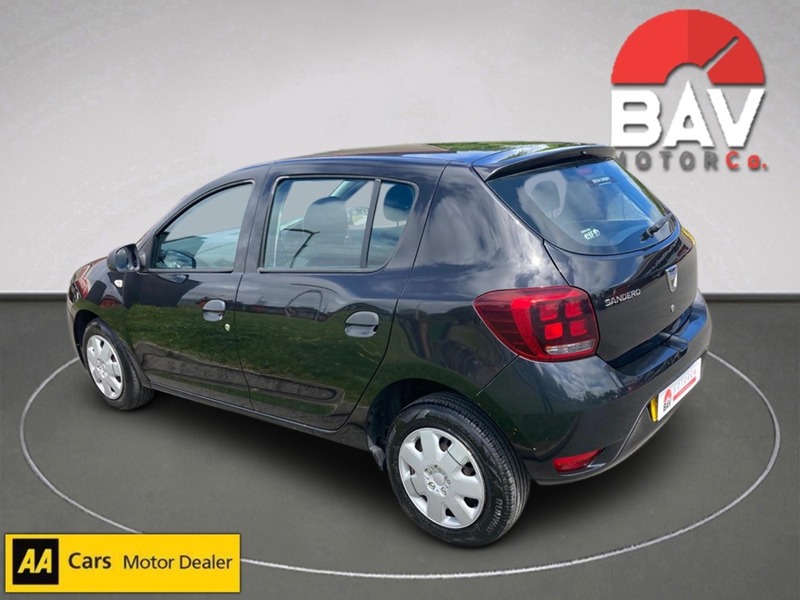 Dacia 1.0 SCe Ambiance Hatchback 5dr Petrol Manual Euro 6 (75 ps)