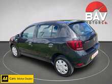 Dacia 1.0 SCe Ambiance Hatchback 5dr Petrol Manual Euro 6 (75 ps)