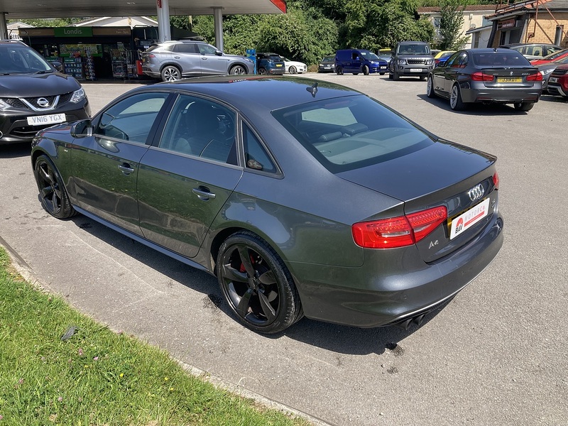 Audi 2.0 TDI Black Edition Saloon 4dr Diesel S Tronic quattro Euro 5 (s/s) (177 ps)