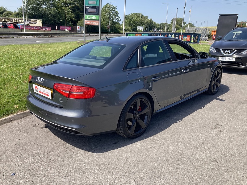 Audi 2.0 TDI Black Edition Saloon 4dr Diesel S Tronic quattro Euro 5 (s/s) (177 ps)