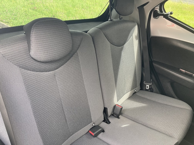 Toyota 1.0 VVT-i x-trend Hatchback 5dr Petrol Manual Euro 6 (s/s) (71 ps)