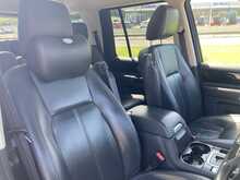 Land Rover 3.0 TD V6 HSE SUV 5dr Diesel Auto 4WD Euro 4 (245 ps)
