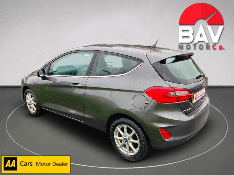 Ford 1.1 Ti-VCT Zetec Hatchback 3dr Petrol Manual Euro 6 (s/s) (85 ps)