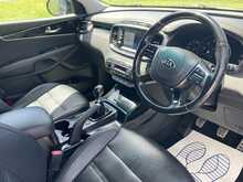Kia 2.2 CRDi KX-3 SUV 5dr Diesel Manual AWD Euro 6 (s/s) (197 bhp)