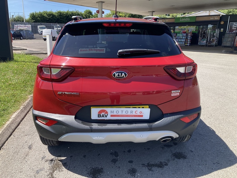 Kia 1.6 CRDi First Edition SUV 5dr Diesel Manual Euro 6 (s/s) (108 bhp)