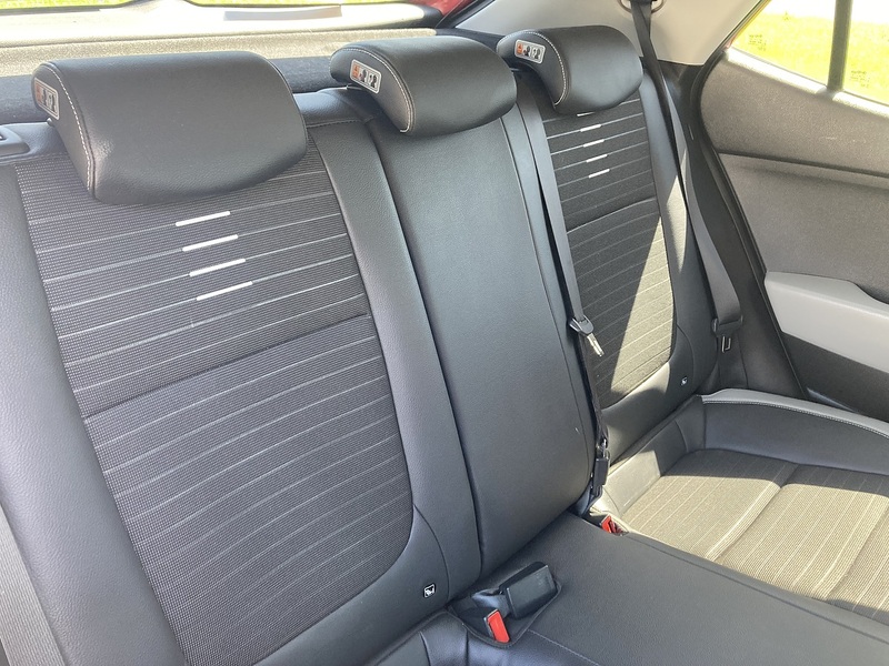 Kia 1.6 CRDi First Edition SUV 5dr Diesel Manual Euro 6 (s/s) (108 bhp)
