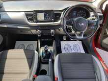 Kia 1.6 CRDi First Edition SUV 5dr Diesel Manual Euro 6 (s/s) (108 bhp)