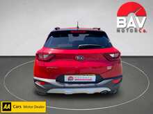 Kia 1.6 CRDi First Edition SUV 5dr Diesel Manual Euro 6 (s/s) (108 bhp)